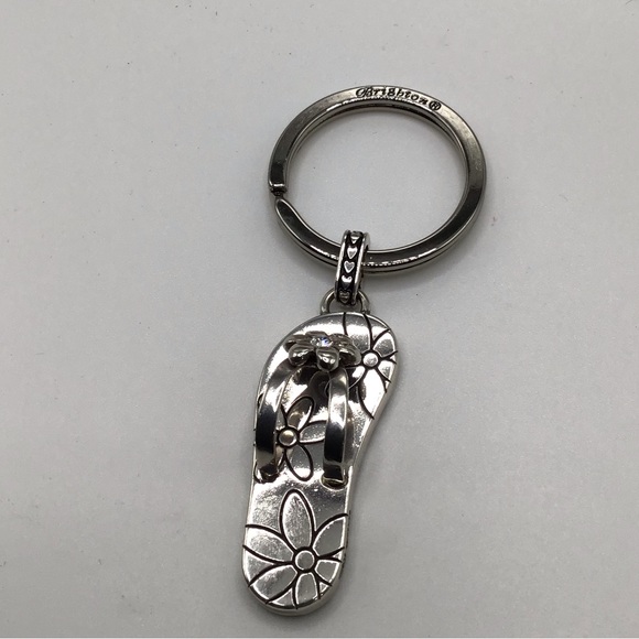 NWOT Beautiful Brighton Keyring in Sliver - Picture 2 of 6